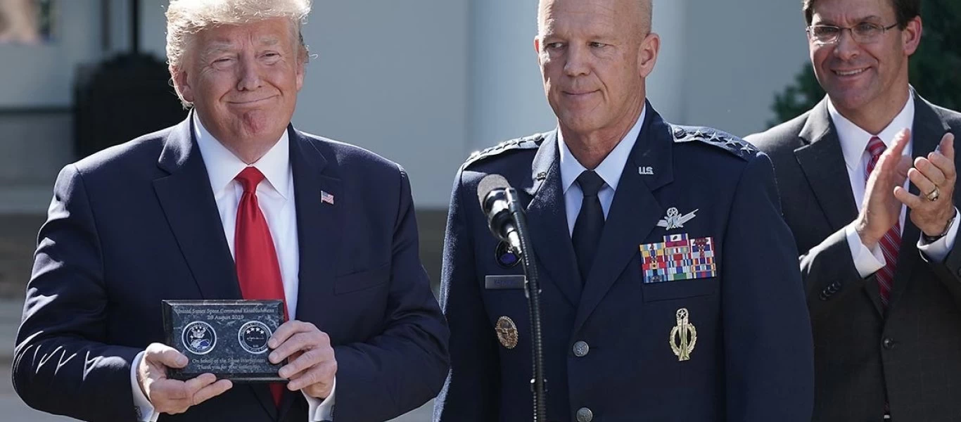 Πρώην επικεφαλής ισραηλινής διαστημικής υπηρεσίας: «Ο Τραμπ ήταν έτοιμος να μιλήσει για εξωγήινους αλλά τον σταμάτησαν»